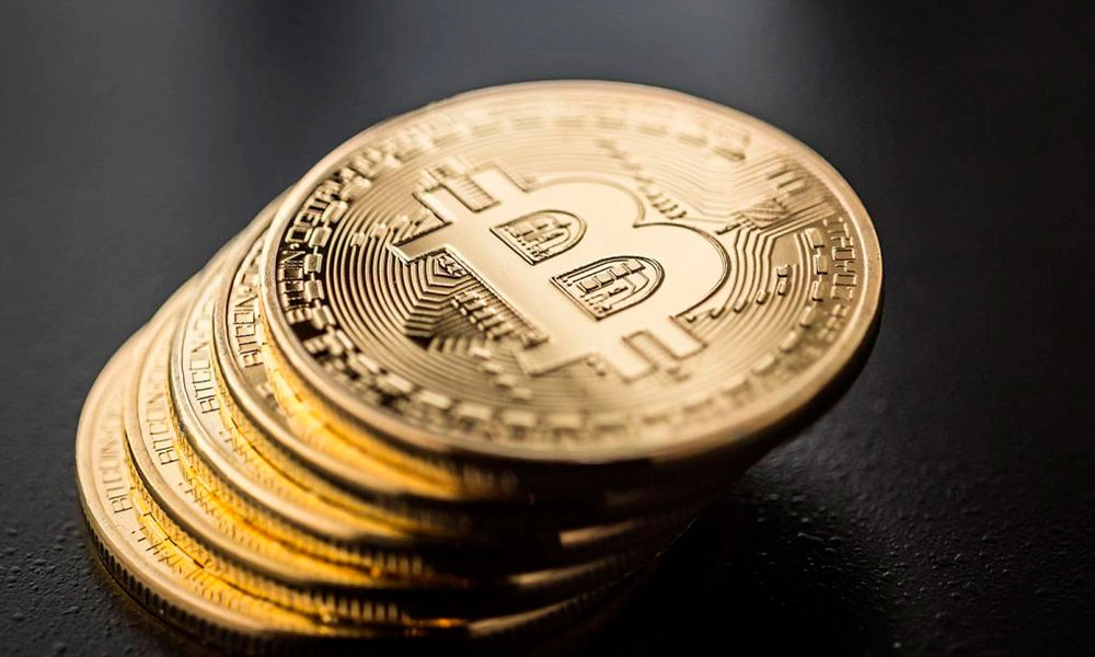 Стоимость биткоина достигла рекордных показателей